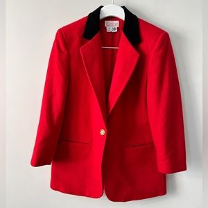 Vintage Red Stylish Blazer w Black Contrast Velvet Top Collar Size 10